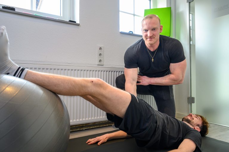 physiotherapie behandlung 56